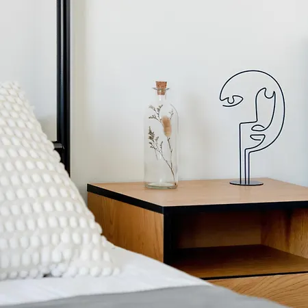 Luksusowe W Lodzi Z Biurkiem, Balkonem I Klimatyzatorem By Renters Prestige Daire