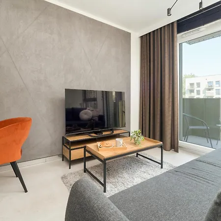 Luksusowe W Lodzi Z Biurkiem, Balkonem I Klimatyzatorem By Renters Prestige * Łódź