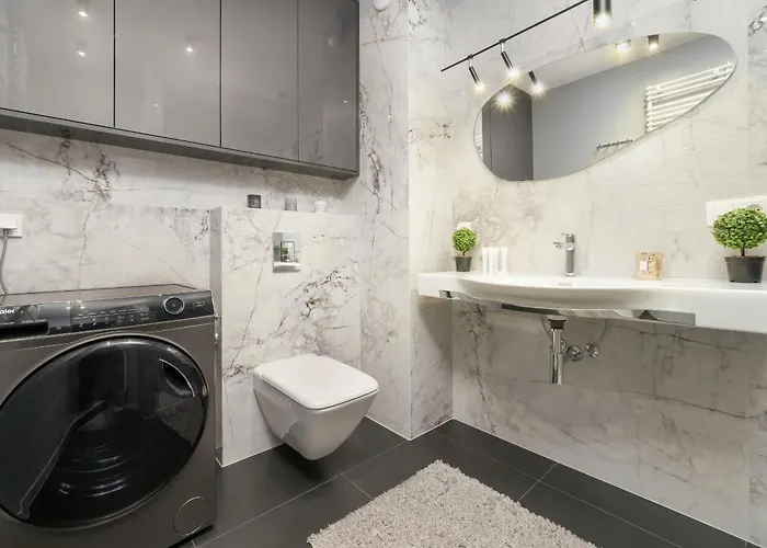 Lejlighed Luksusowe W Lodzi Z Biurkiem, Balkonem I Klimatyzatorem By Renters Prestige